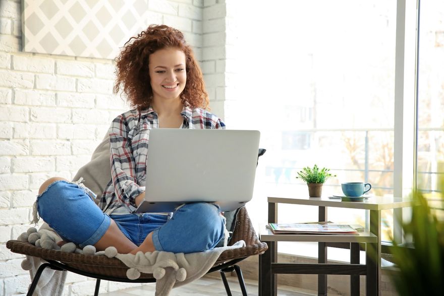Polska: Jaki kupić laptop do 2000 zł? Sprawdź, na co zwrócić uwagę