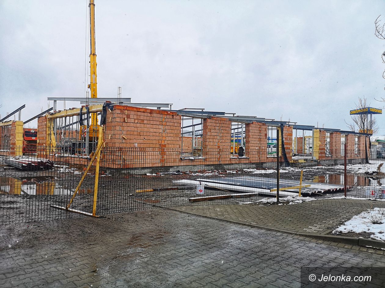 Jelenia Góra: Co budują przy Grunwaldzkiej?