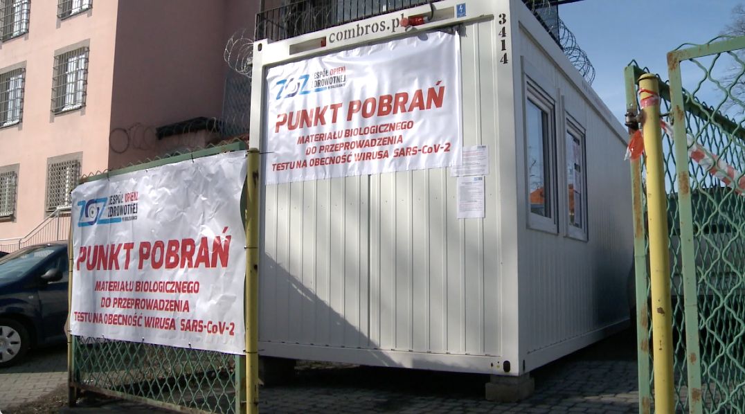 Jelenia Góra: Kolejny punkt pobrań do testów na koronawirusa