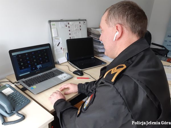 Jelenia Góra: Wirtualnie ze studentami
