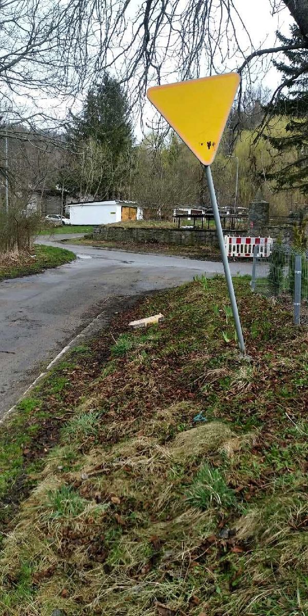 Kowary: Trwa wymiana znaków