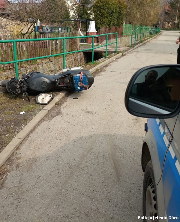 Powiat: Uciekał przed policjantami