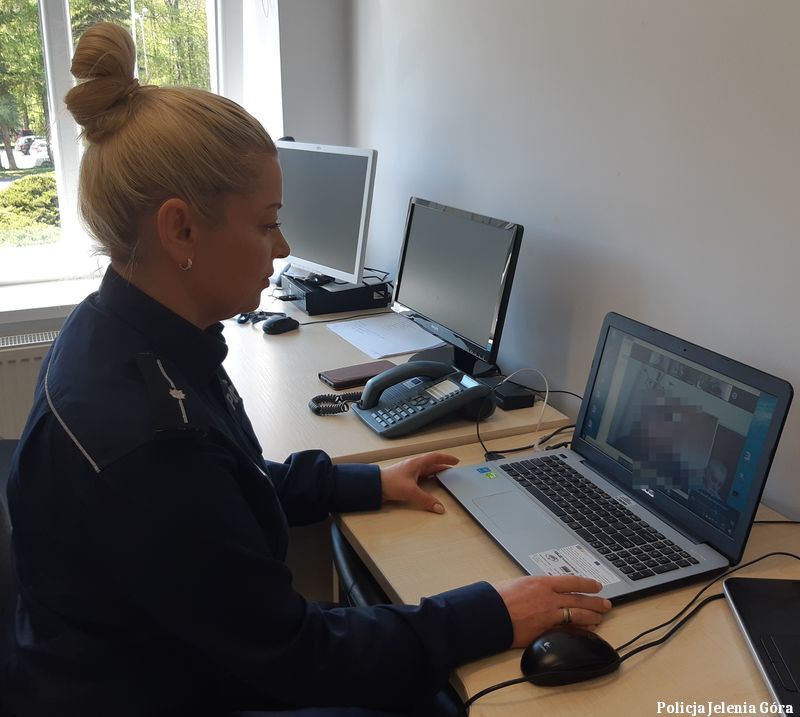 Jelenia Góra: O bezpieczeństwie z seniorami – online
