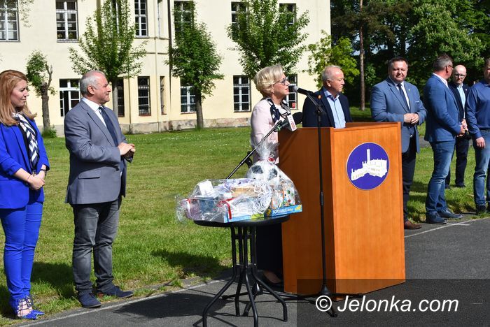Mysłakowice: W Dzień Dziecka o nowej szkole w Mysłakowicach