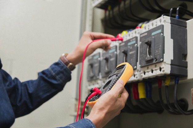 Kraj: Dzień Elektryka