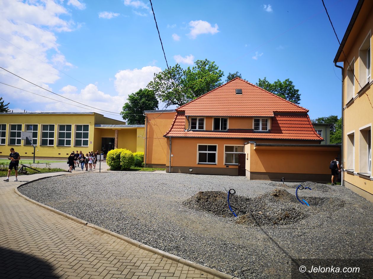 Jelenia Góra: Będą lekcje pod chmurką w Norwidzie