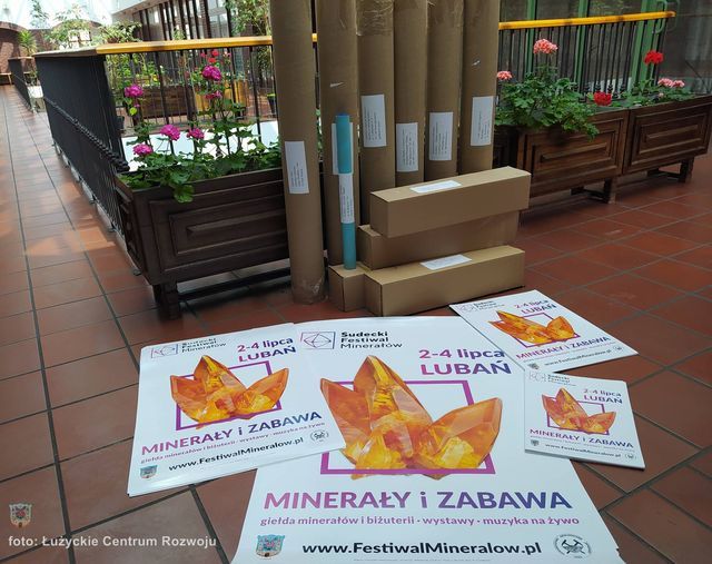 Lubań: Plakaty ruszają w świat