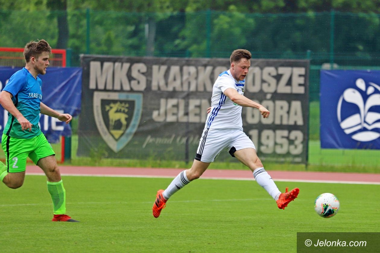 Jelenia Góra: Karkonosze bliżej wygrania grupy