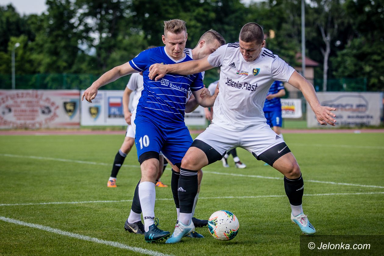 Jelenia Góra: Stal Chocianów postawiła się