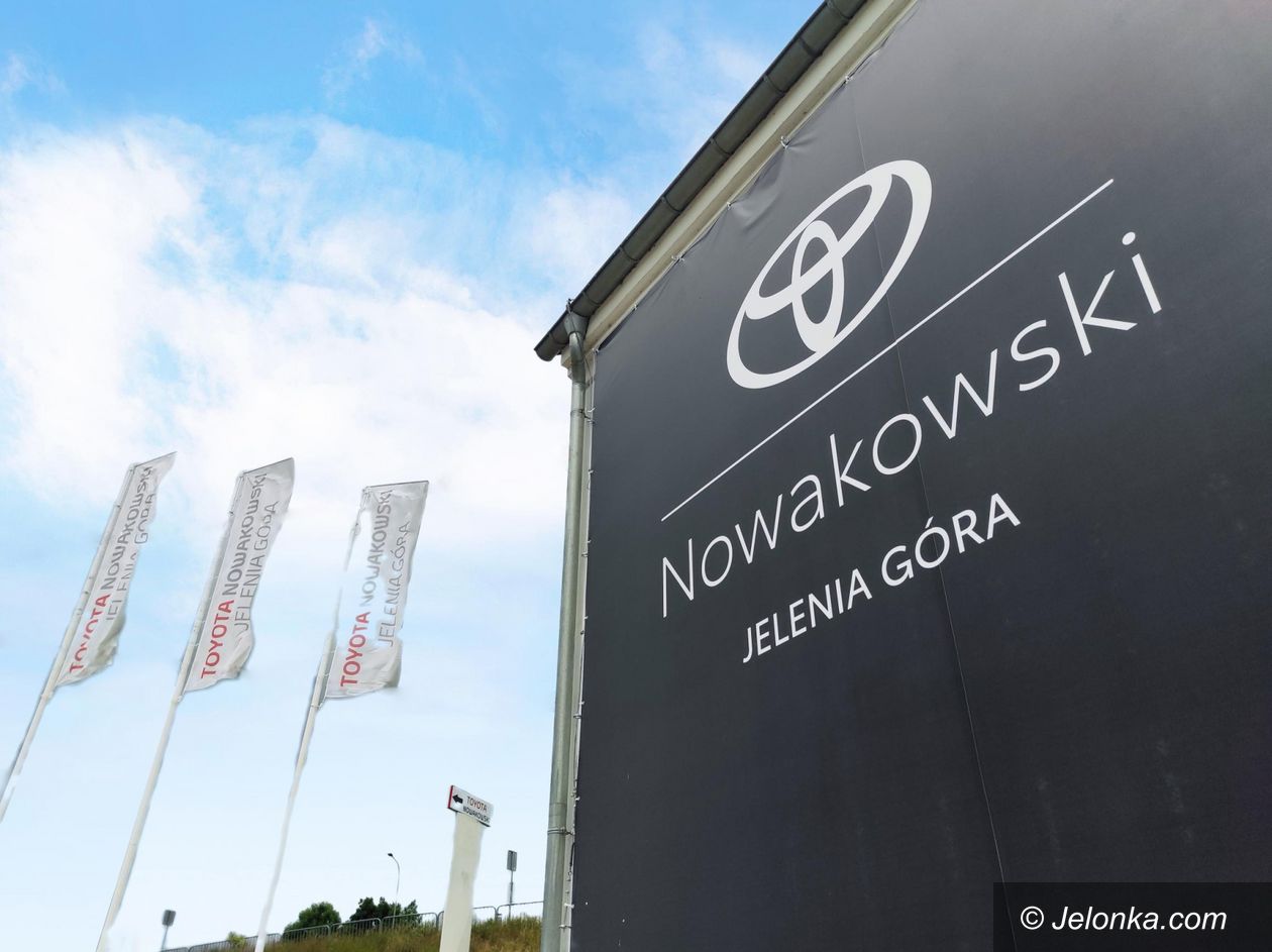 Jelenia Góra: Powstał największy salon w regionie z samochodami używanymi