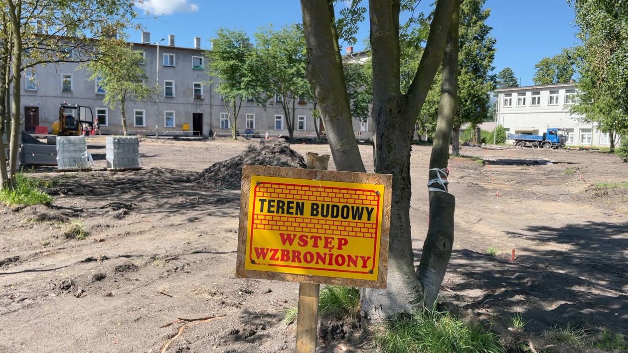 Jelenia Góra: Ruszyły prace na skwerze