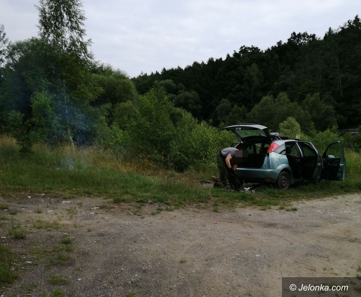 Jelenia Góra: Dzięki interwencji mieszkanki sprawca został ukarany za wypalanie kabli
