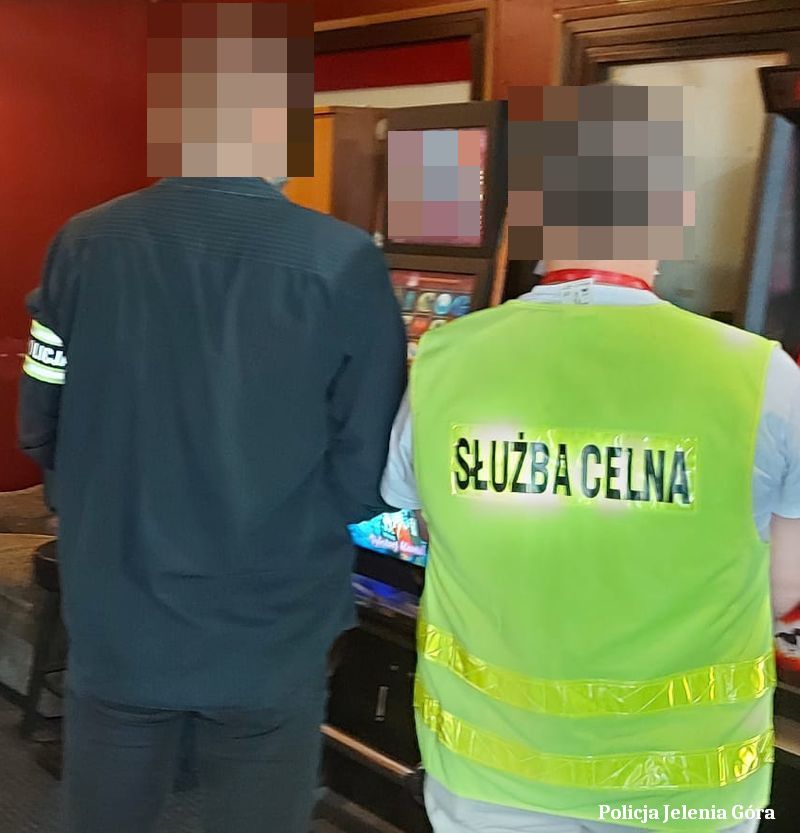 Jelenia Góra: Hazard na celowniku