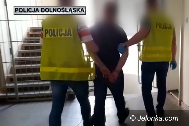 Bolesławiec: Zuchwała kradzież złotej bransoletki