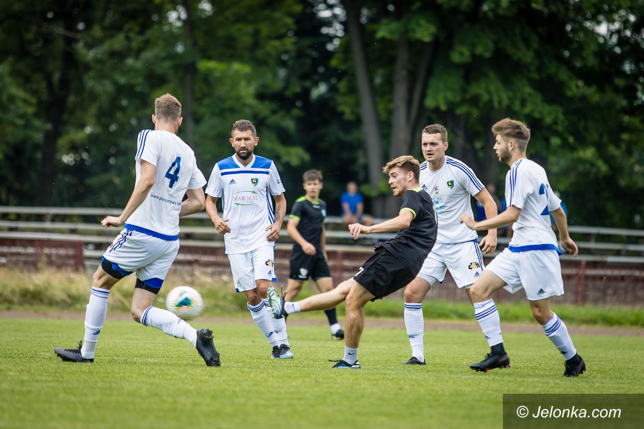 Jelenia Góra/Cieplice: Starcie beniaminków obnażyło braki