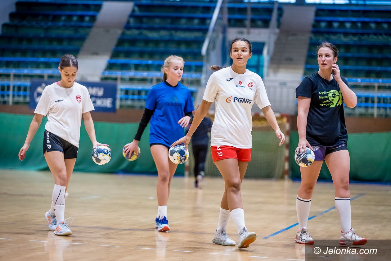 Jelenia Góra: Trenują już przy Złotniczej