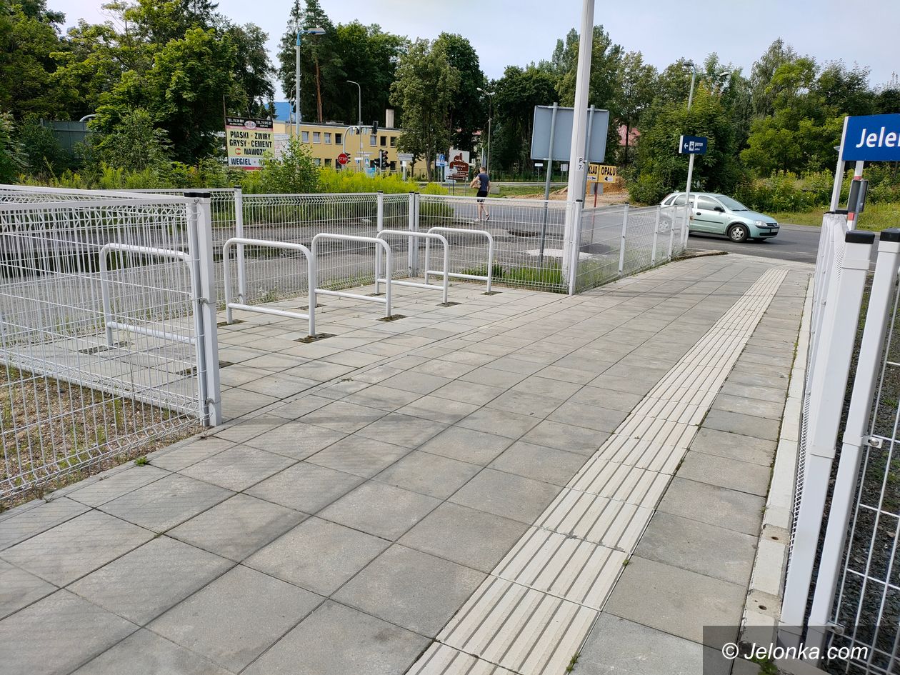 Jelenia Góra: Peron nie dla każdego