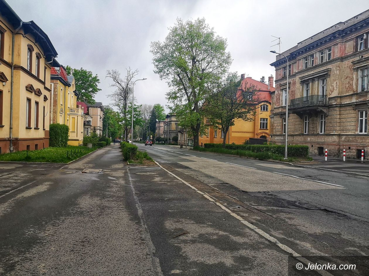Jelenia Góra: Remont alei Wojska Polskiego – będzie drożej