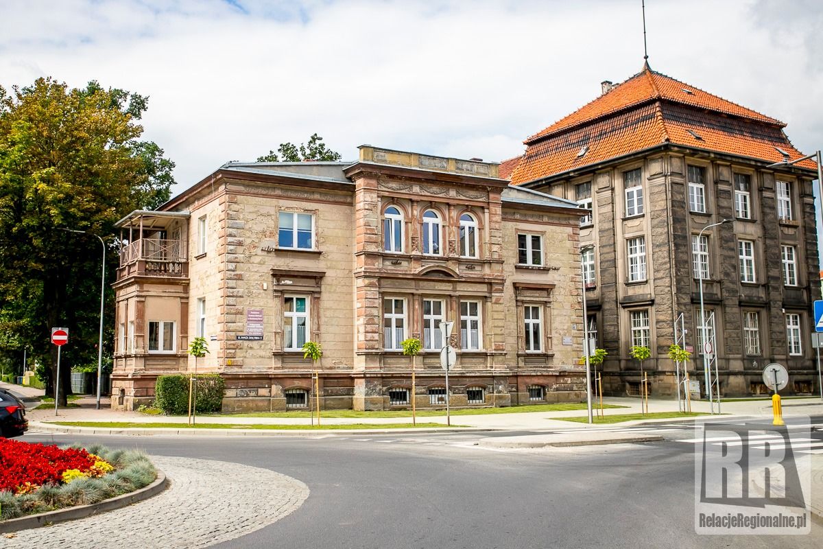 Kamienna Góra: Centrum edukacji do remontu