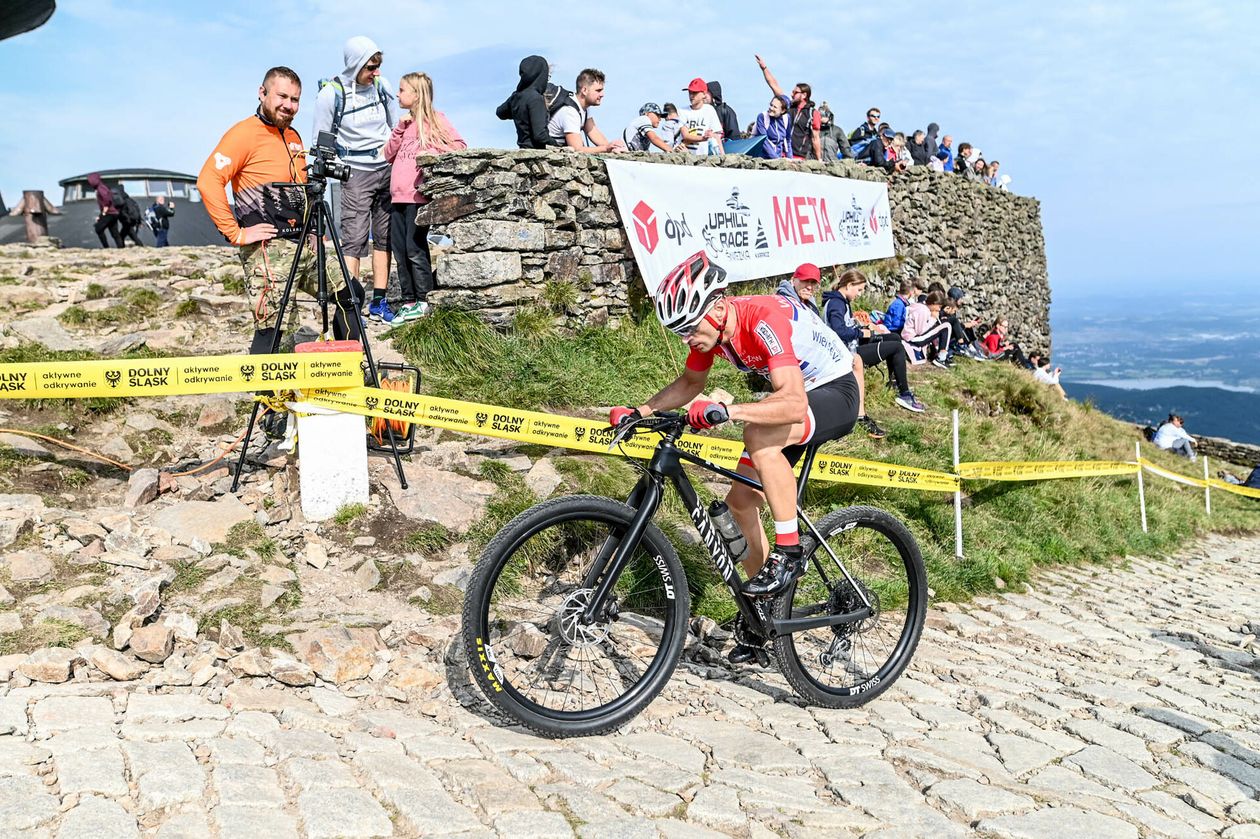 Karpacz: Znamy zwycięzców XXXI zawodów Uphill Race Śnieżka