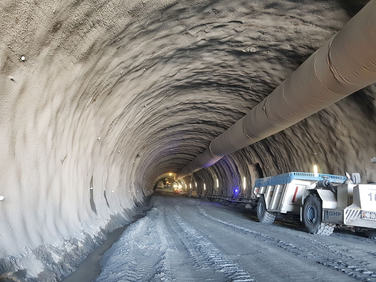 Region: Półmetek tunelu na S3