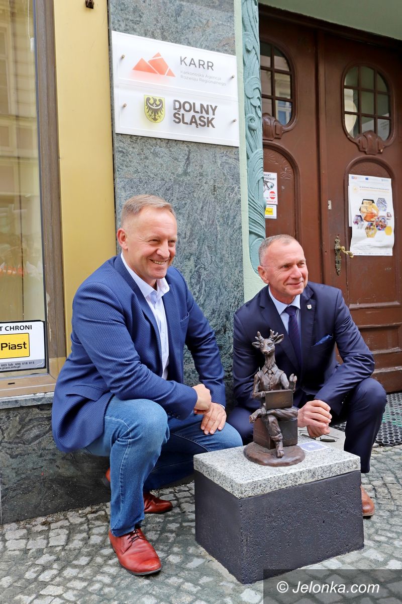 Jelenia Góra: KARRuś odsłonięty