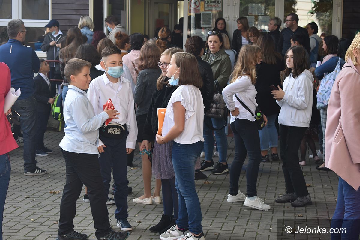 Jelenia Góra: Rozpoczęcie roku szkolnego w „Ósemce”