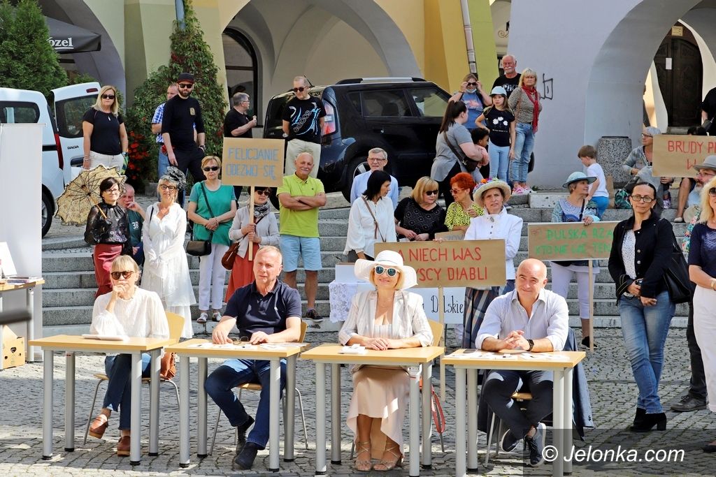 Jelenia Góra: Czytali Moralność Pani Dulskiej