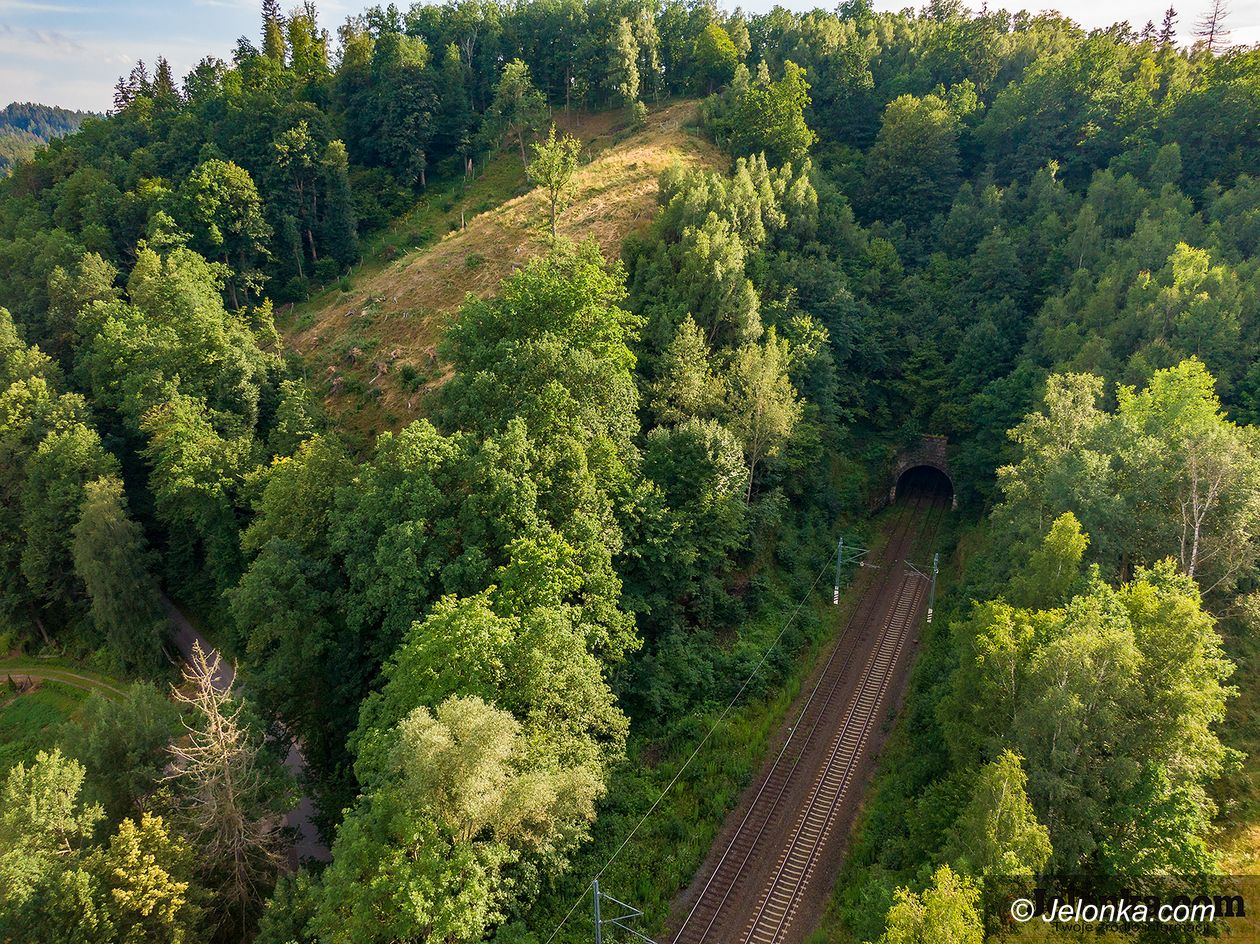 Powiat: Remont z opóźnieniem