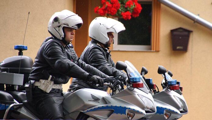 Gmina Lwówek Śląski: Uciekał motorowerem