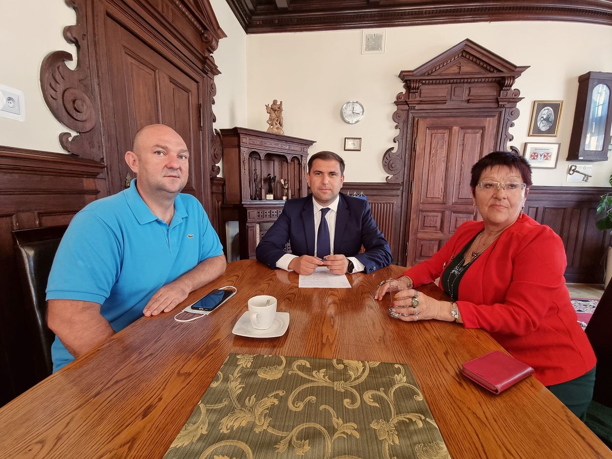 Jawor: Rozmowy o przepompowni