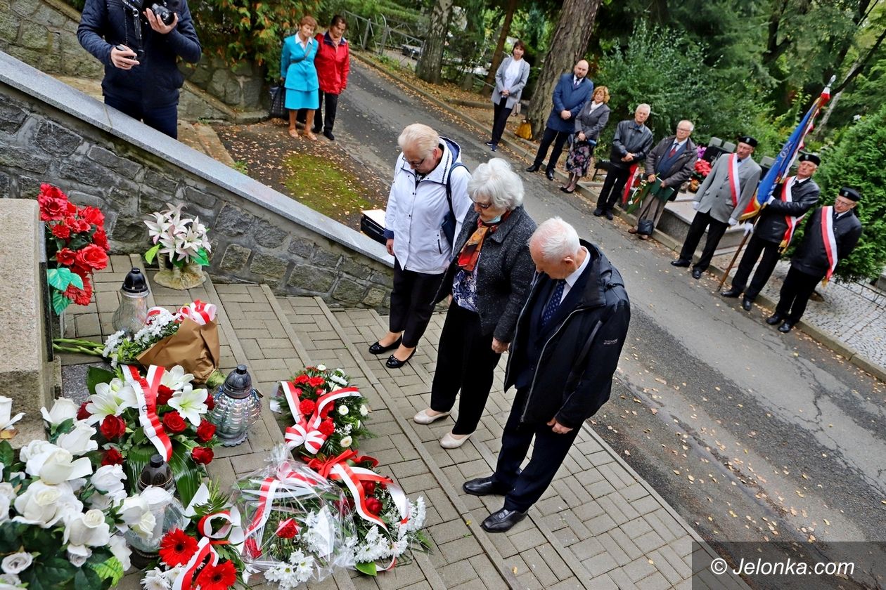 Jelenia Góra: Uczcili Dzień Sybiraka