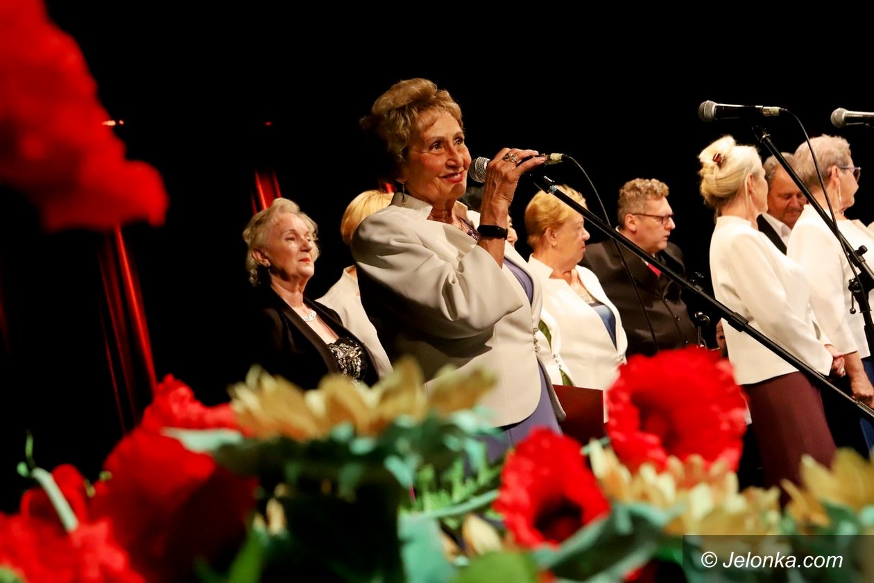 Jelenia Góra: 25 lat zespołu Sybiraczki i Kresowianie