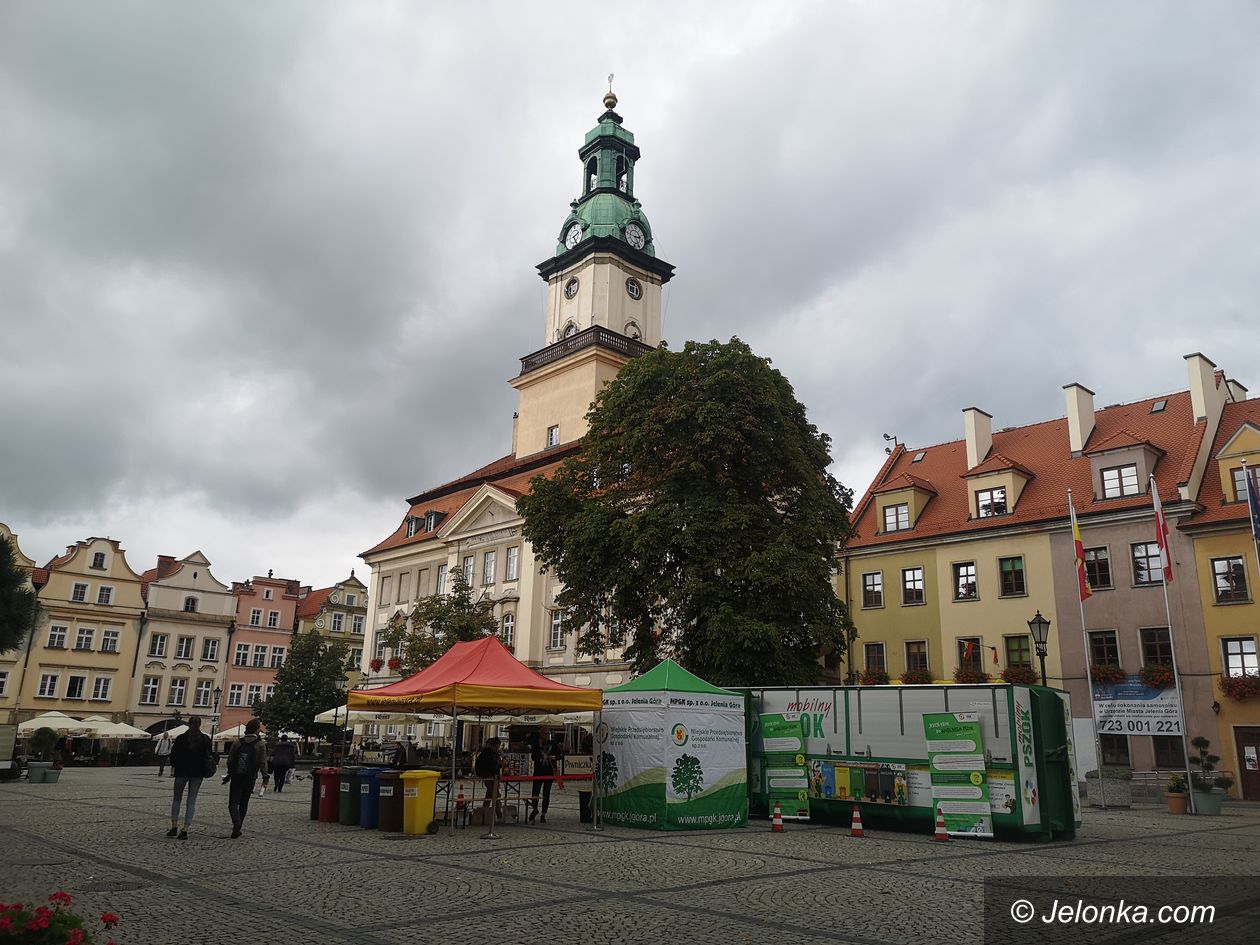 Jelenia Góra: Zbiórka odpadów w trzech punktach