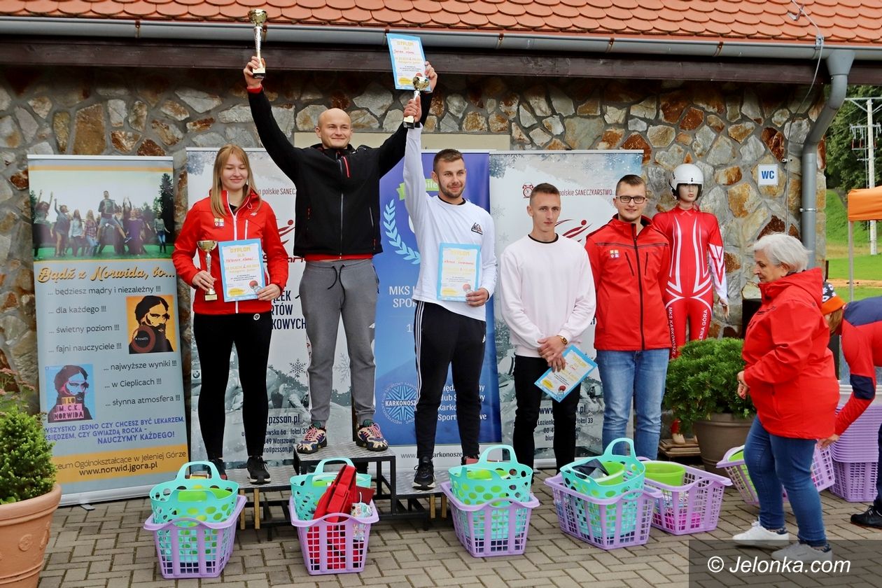 Jelenia Góra: Memoriał Warzyboka w Sobieszowie