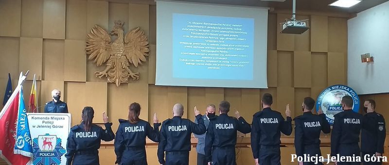 Jelenia Góra: Uroczyste ślubowanie młodych policjantów