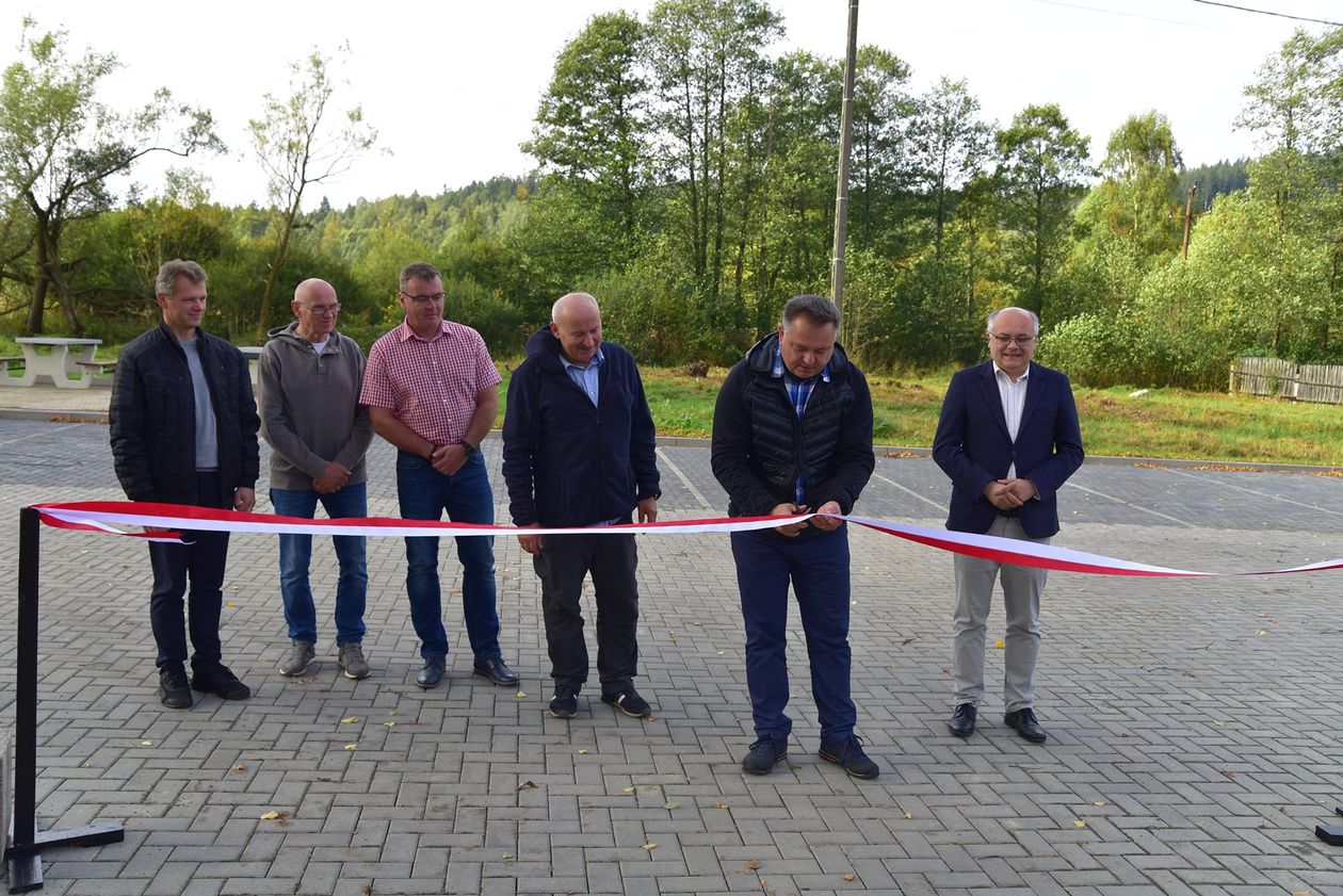 Strużnica: Parking otwarty