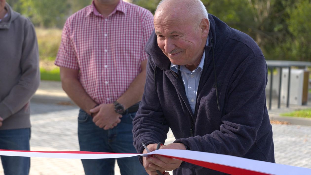 Jelenia Góra: Z nowo oddanego parkingu w Góry Strużnickie