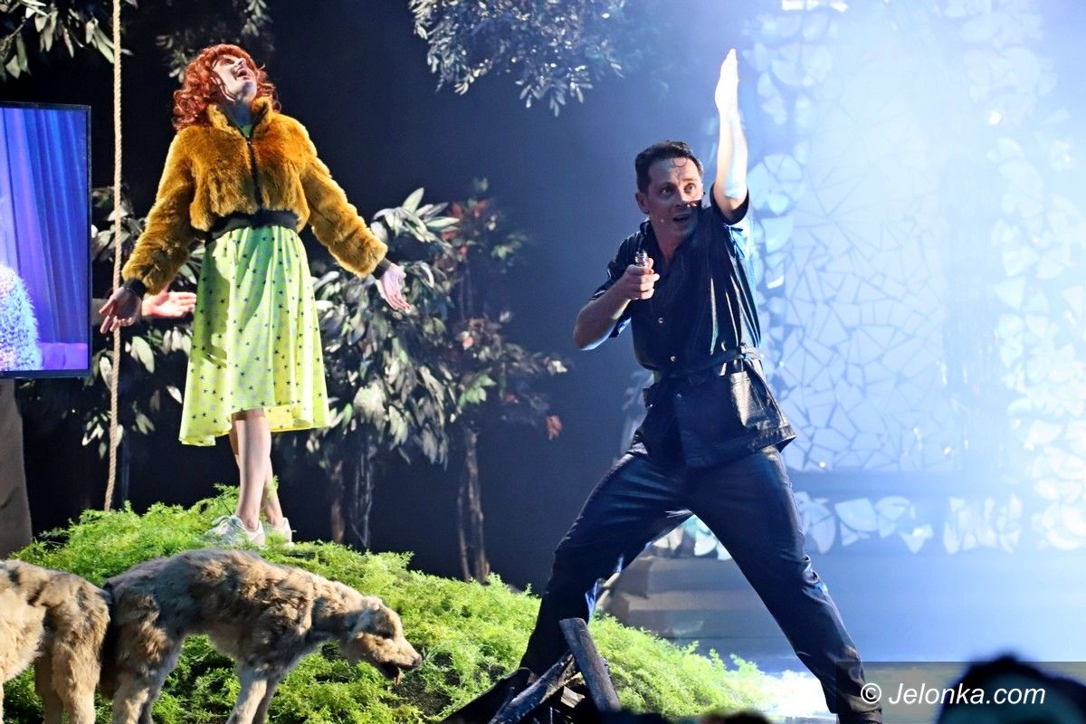 Jelenia Góra: "Zimowla" na deskach Teatru Norwida
