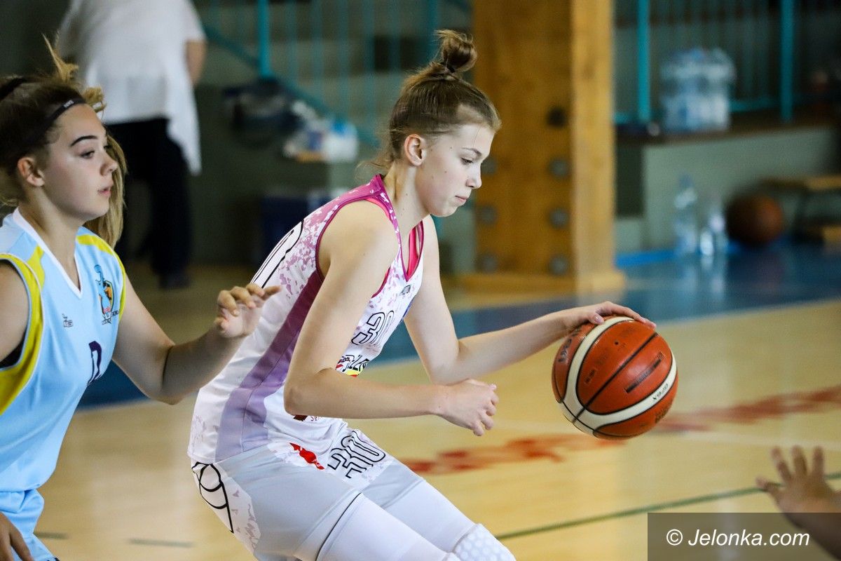 Jelenia Góra: Kadetki Spartakusa liderkami