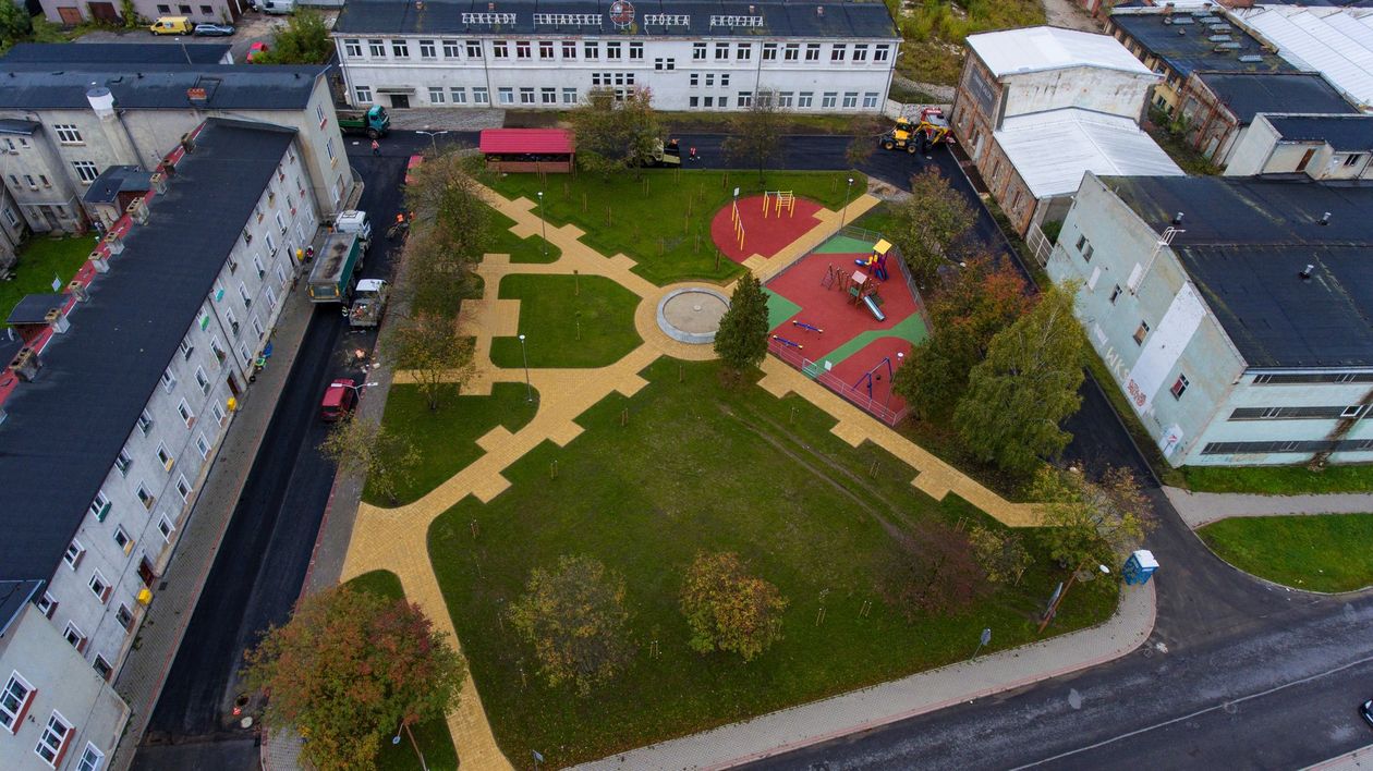 Mysłakowice: Skwer po rewitalizacji