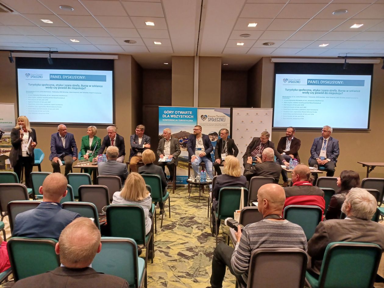 Jelenia Góra: Pierwszy Kongres Turystyki Społecznej