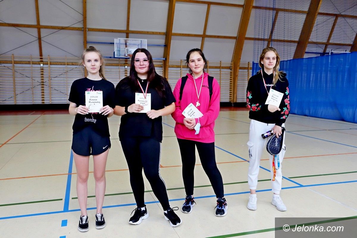 Jelenia Góra: Licealiada w tenisie stołowym
