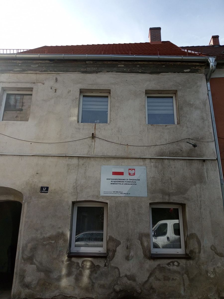 Leśna: Dach z nowym pokryciem