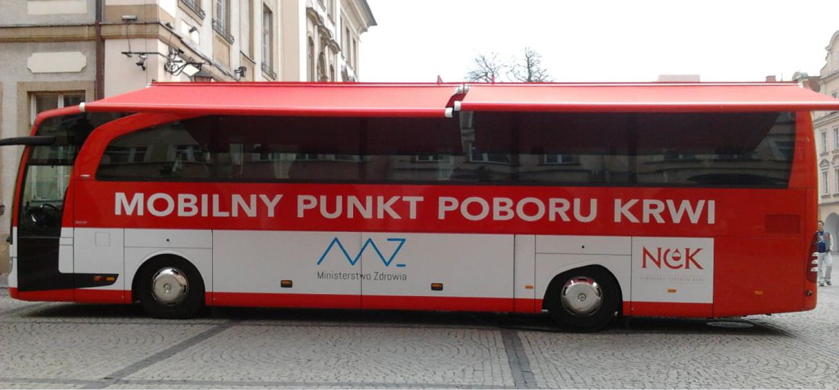 Jelenia Góra: Krwiodawstwo (na razie) w krwiobusie