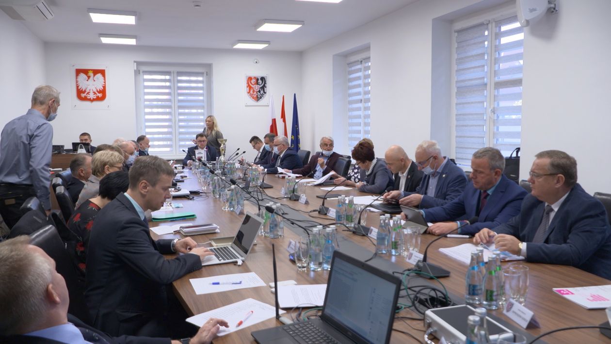 Jelenia Góra: XXXVII sesja Rady Powiatu Karkonoskiego