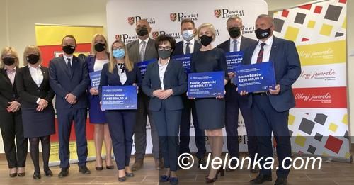 Jawor: Czeki  na inwestycje