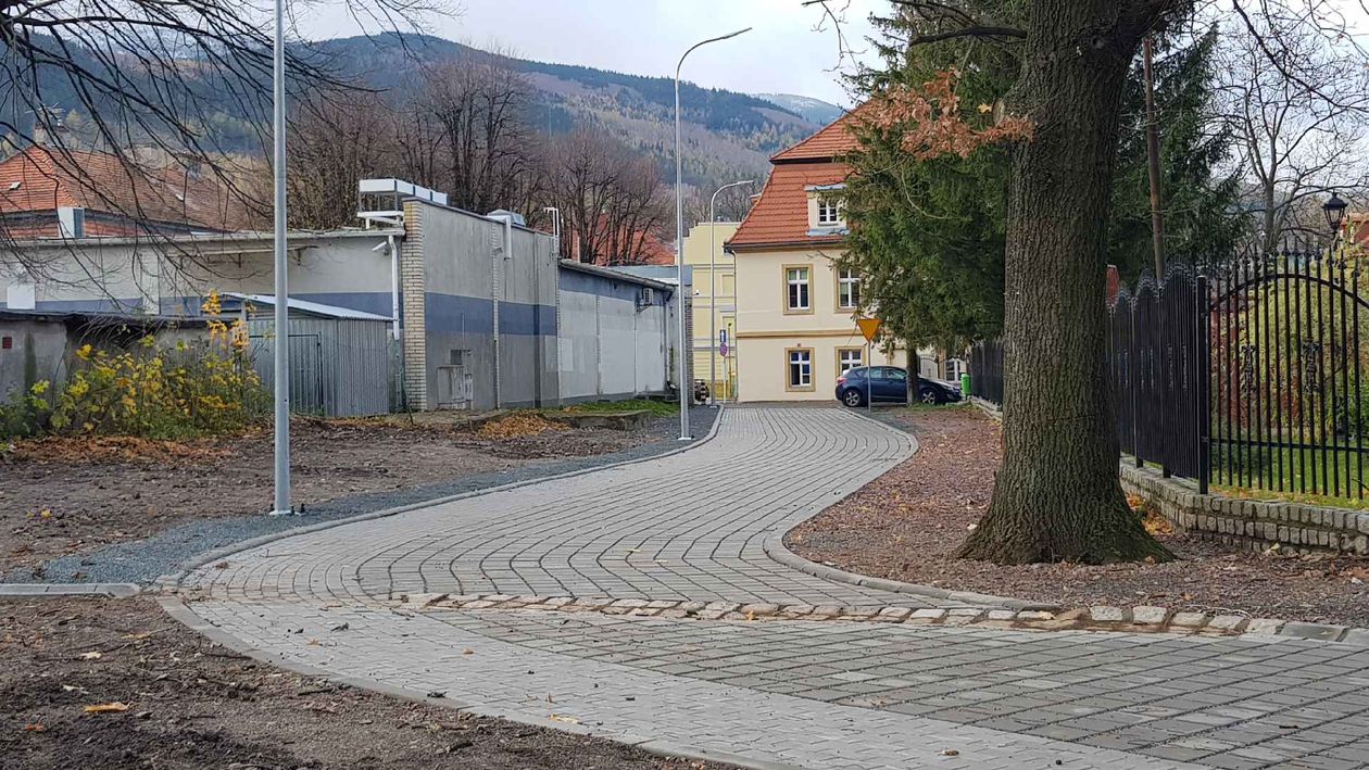 Kowary: Łącznik gotowy