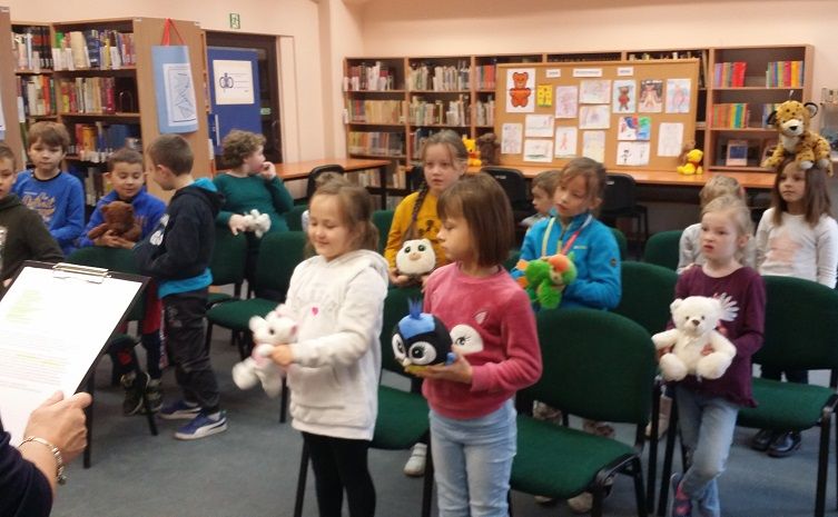 Jelenia Góra: Dzień Pluszowego Misia w bibliotece pedagogicznej