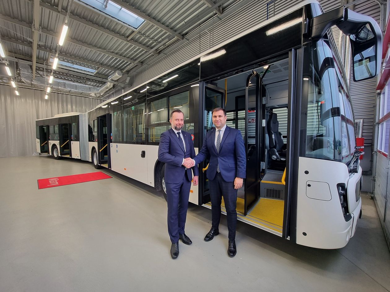 Jawor: Mercedes dla mieszkańców